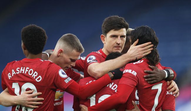 热火铁血防守再现硬汉精神（热火以铁血防线彰显硬汉风骨）