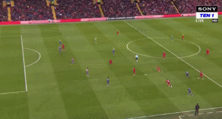 弗拉霍维奇面临长时间休战，意媒：尤文正在关注吉拉西（弗拉霍维奇恐长期缺阵，意媒：尤文考察吉拉西）