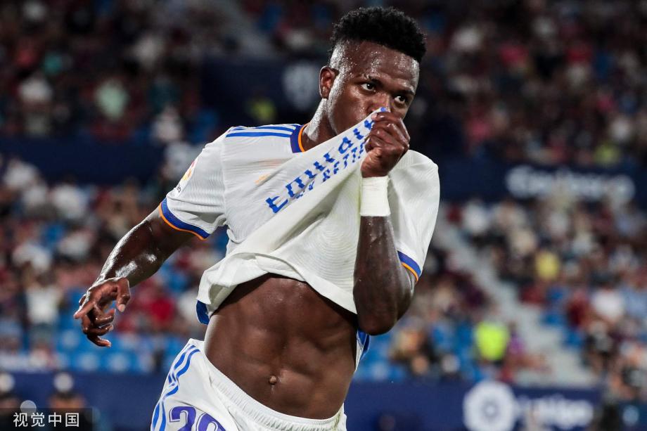 意媒：国米正在关注法兰克福的二号门将考阿-桑托斯（意媒：国际米兰关注法兰克福替补门将考阿-桑托斯）