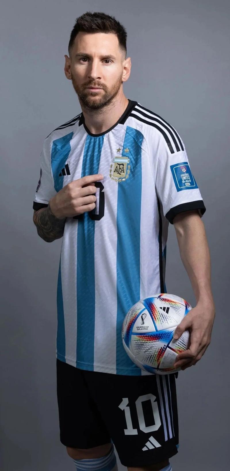 FIFA女足最新排名：中国女足下降一位至世界第17，亚洲第四（国际足联女足排名更新：中国女足跌至世界第17，居亚洲第4）