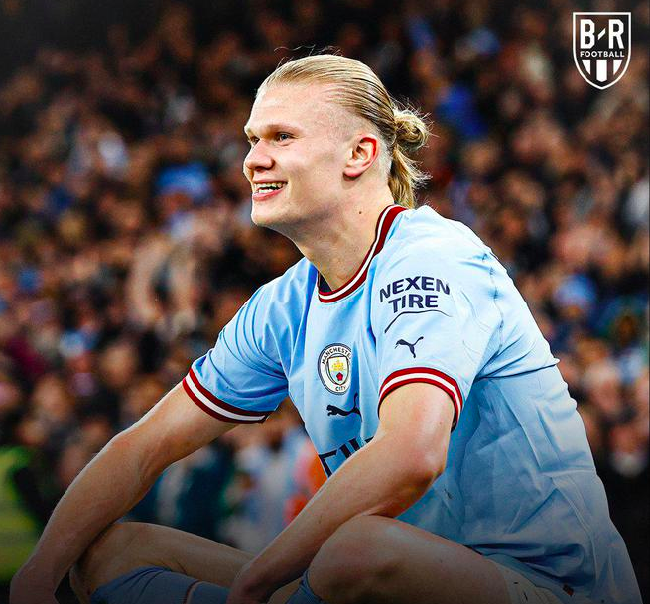 球队攻防效率提升，排名攀升（攻防提效助力排名上扬）