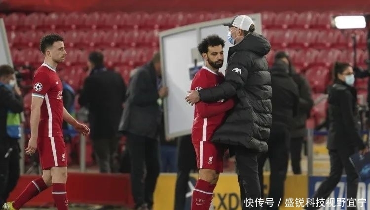 FIFA裁判主席：阿拉伯杯将试点新规，受伤球员罚下场2分钟（国际足联裁判负责人：阿拉伯杯将试行新规，受伤球员需离场2分钟）