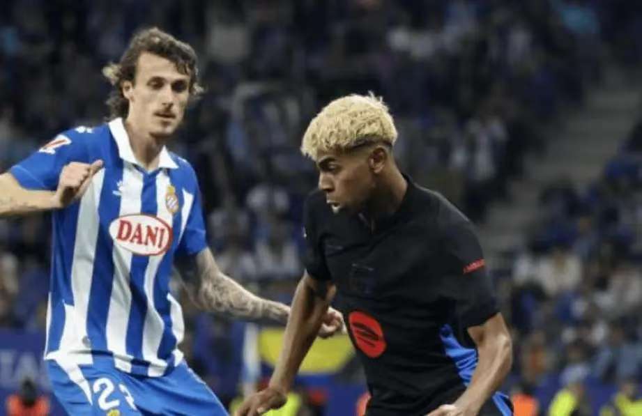 亚冠生死战：柔佛魔鬼主场围剿残阵海港 达席尔瓦PK奥斯卡成破局关键（亚冠生死局：柔佛魔鬼主场压迫残阵海港，达席尔瓦对决奥斯卡成胜负手）