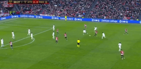 哈兰德数据：1次射门未能进球，贡献1次抢断3次解围（哈兰德表现：仅1脚射门未破门，完成1次抢断和3次解围）