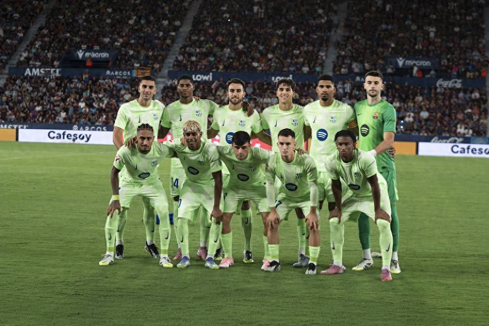 足球训练如何科学安排？（足球训练的科学规划指南）