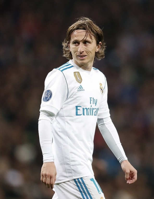 德科：冬窗很难引进适合巴萨的球员，球队现在状态良好（德科：冬窗难觅适合巴萨的引援，球队目前状态不错）